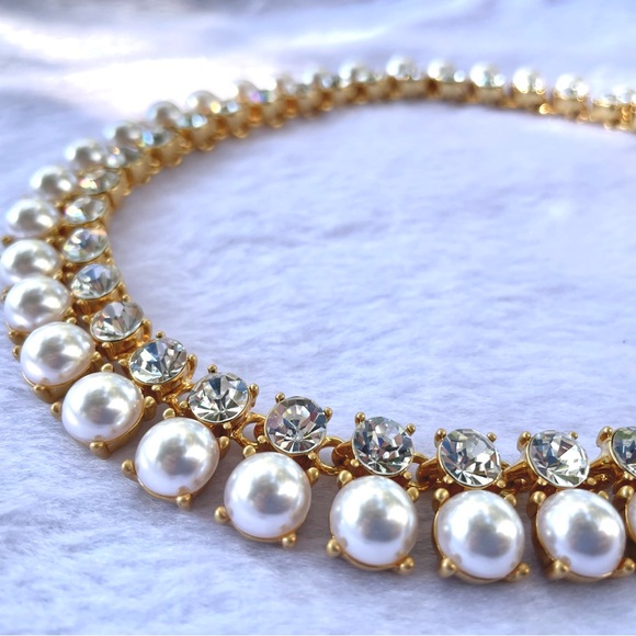 Oscar de la Renta Jewelry - Oscar de la Renta Pearl and Crystal necklace